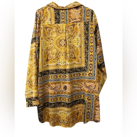 Fashion Nova Yellow and Black Paisley Top - Picture 6 of 6